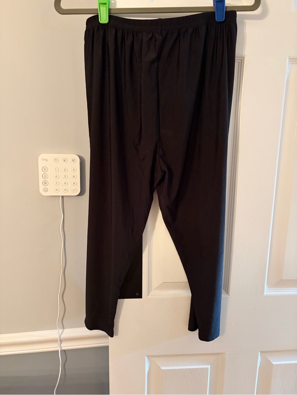 Women's Black Elastic-Waist Swim Joggers - Picture 5 of 5